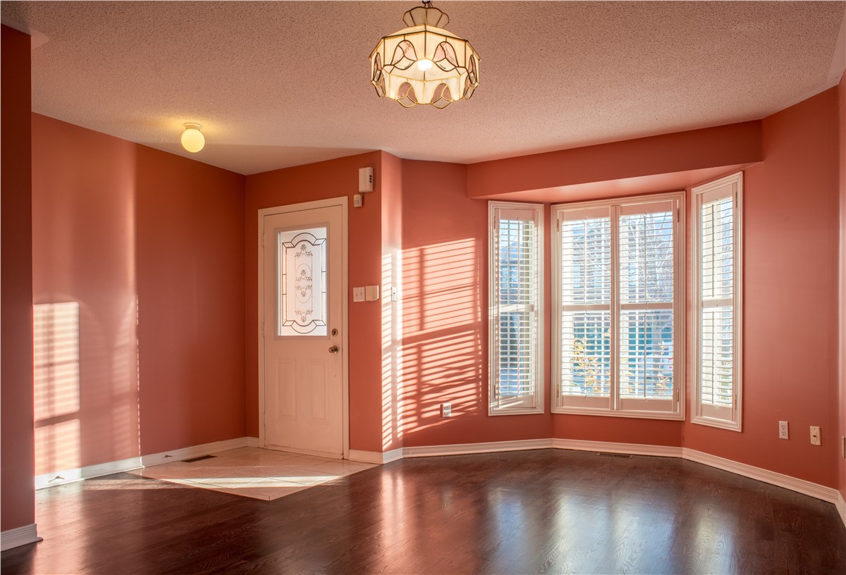 Beautifying Replacement Windows in San Antonio: Making the Most of Bay Windows